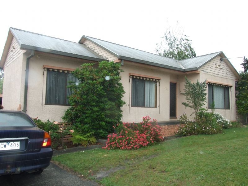 54 Shannahan Parade, Newborough VIC 3825