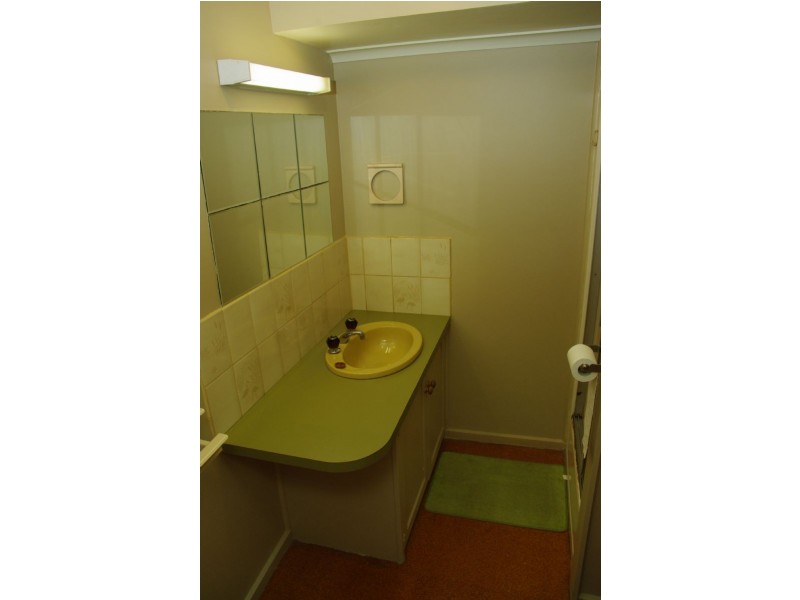 35 Alexander Avenue, Moe VIC 3825