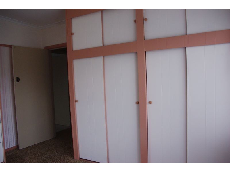 35 Alexander Avenue, Moe VIC 3825