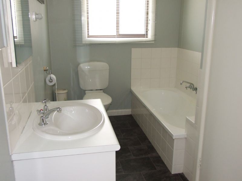 21 Ferguson Street, Moe VIC 3825