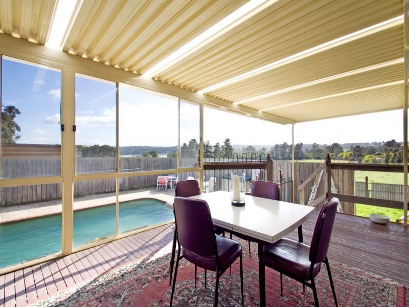 15 Links Road, Newborough VIC 3825