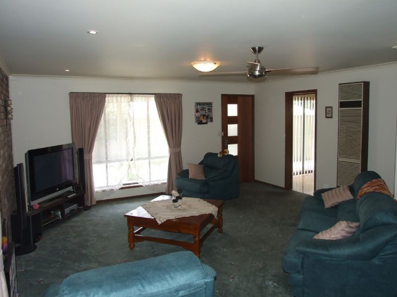 5 Coalville Road, Moe VIC 3825