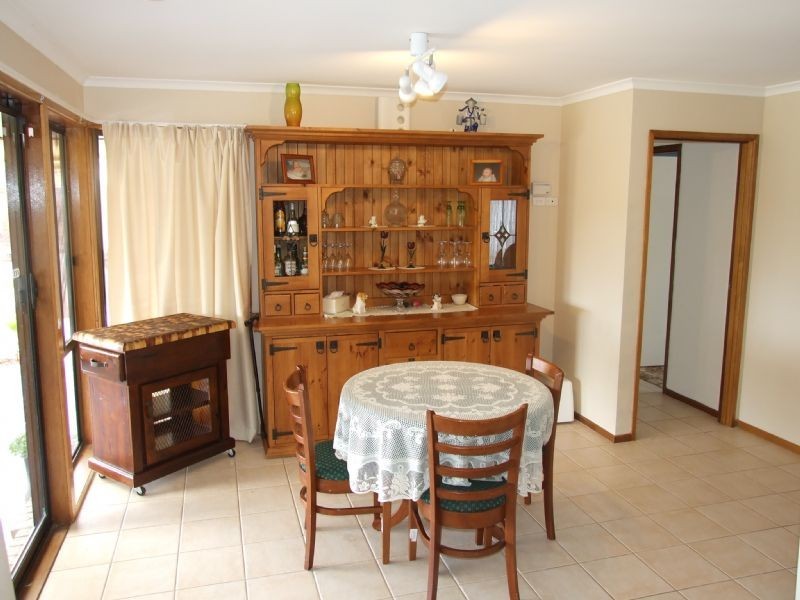 2 Taurus Way, Moe VIC 3825