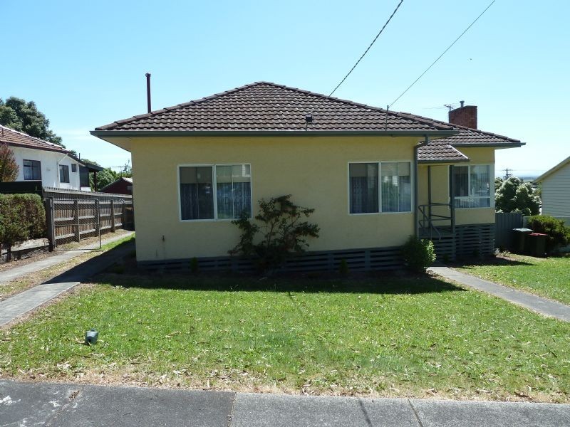 81 Hampton Street, Moe VIC 3825