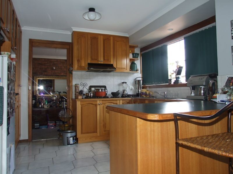 1 Rollo Court, Newborough VIC 3825