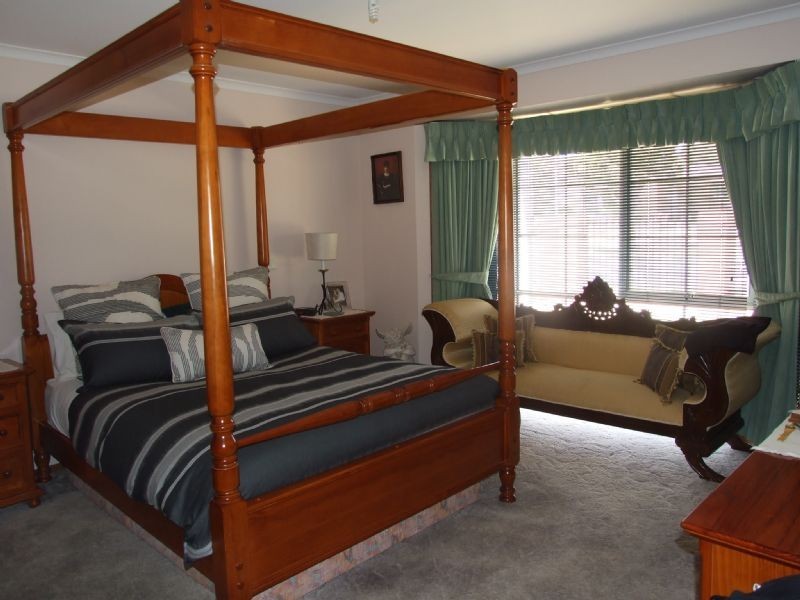 1 Rollo Court, Newborough VIC 3825