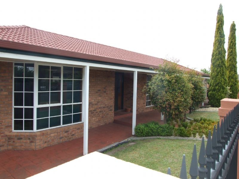 1 Rollo Court, Newborough VIC 3825