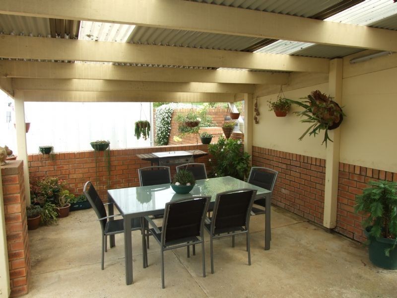 14 Scorpio Drive, Moe VIC 3825