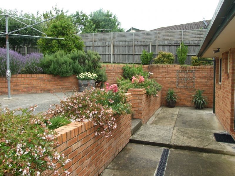 14 Scorpio Drive, Moe VIC 3825