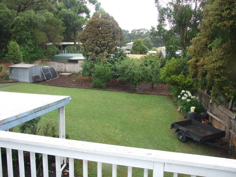 22 Fairway Drive, Yallourn Heights, Newborough VIC 3825