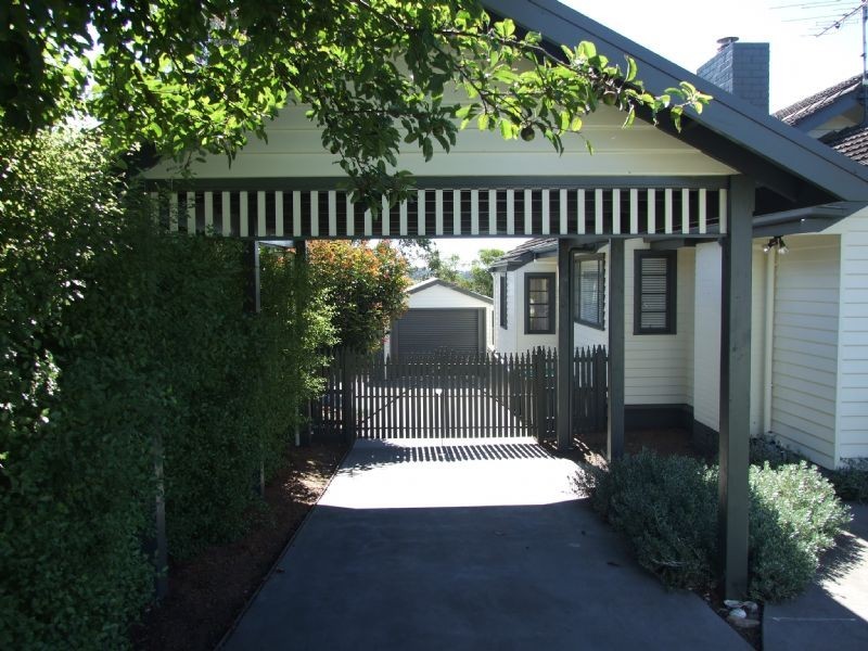 21 Durham Road, Newborough VIC 3825