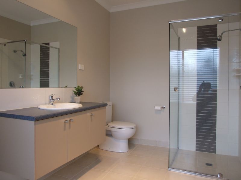 4 Rafter Court, Moe VIC 3825