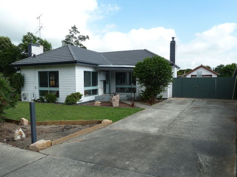 110 Service Road, Moe VIC 3825