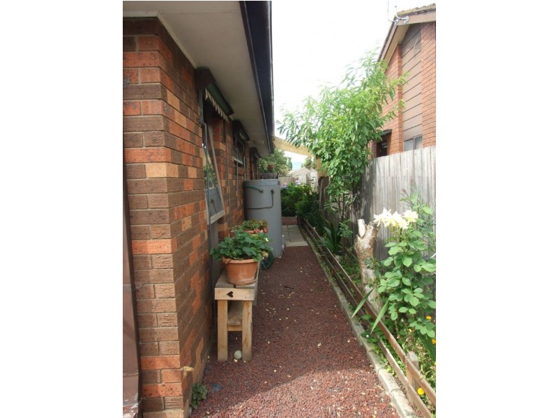 3/5 Hyland Street, Moe VIC 3825