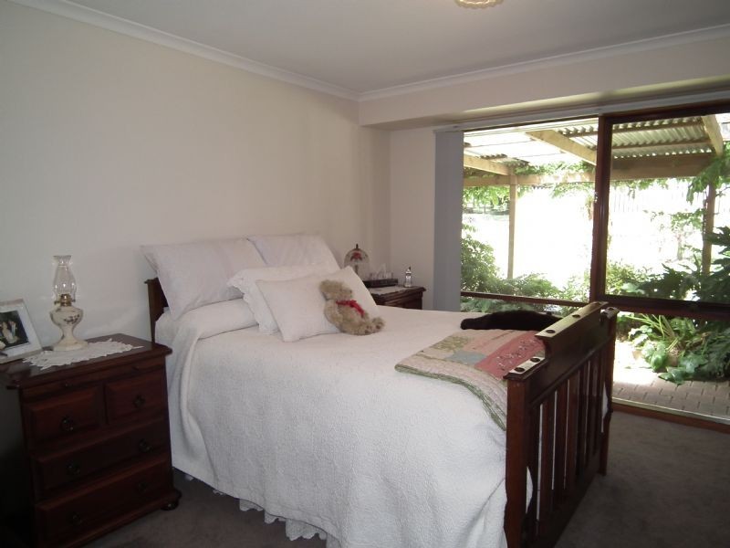 60 Meadow Lane, Newborough VIC 3825