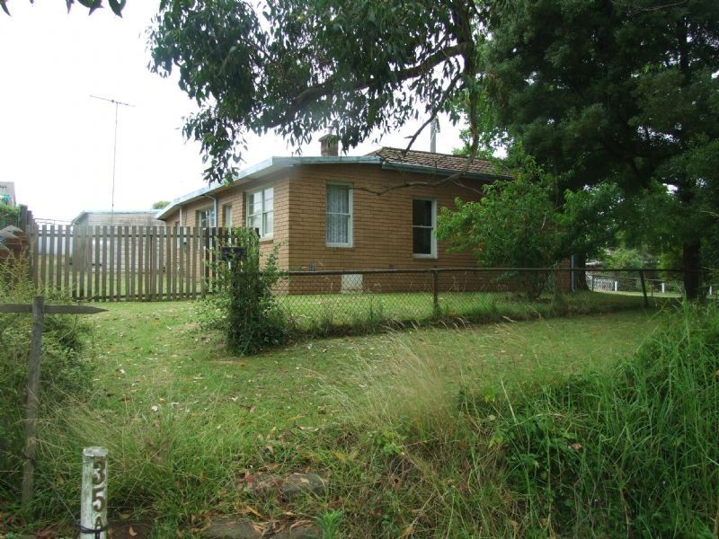 37 Old Coalville Road, Moe VIC 3825