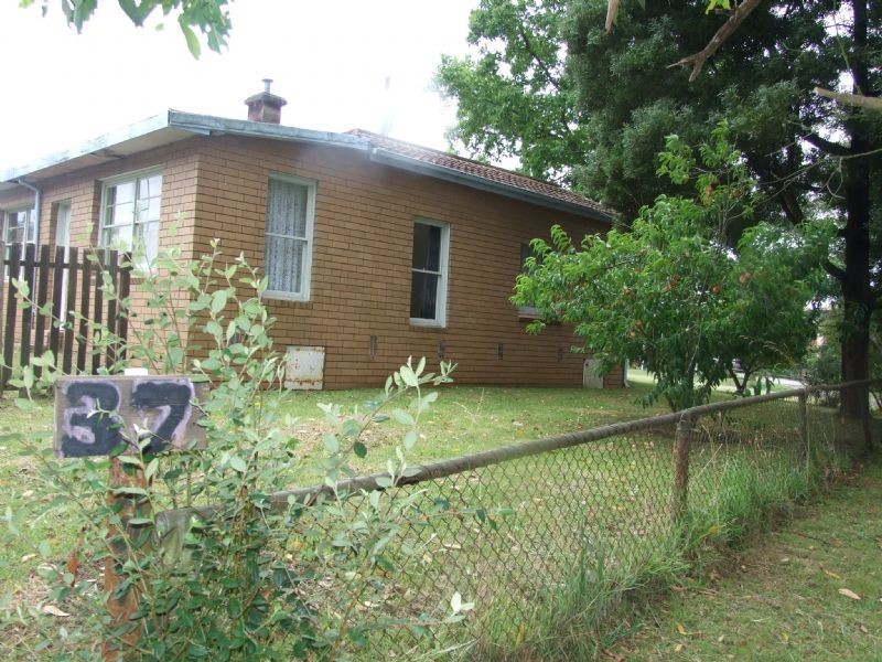 37 Old Coalville Road, Moe VIC 3825