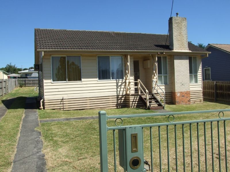 79 Service Road, Moe VIC 3825