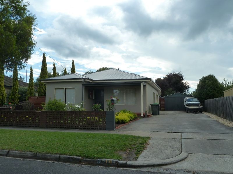 16 Eden Street, Moe VIC 3825