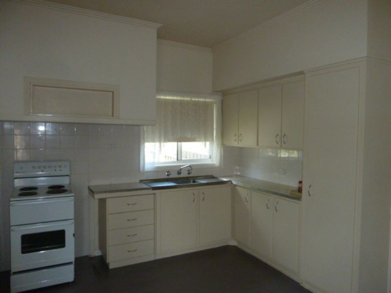 26 Hampton Street, Moe VIC 3825