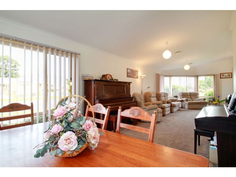12 Catani Court, Newborough VIC 3825