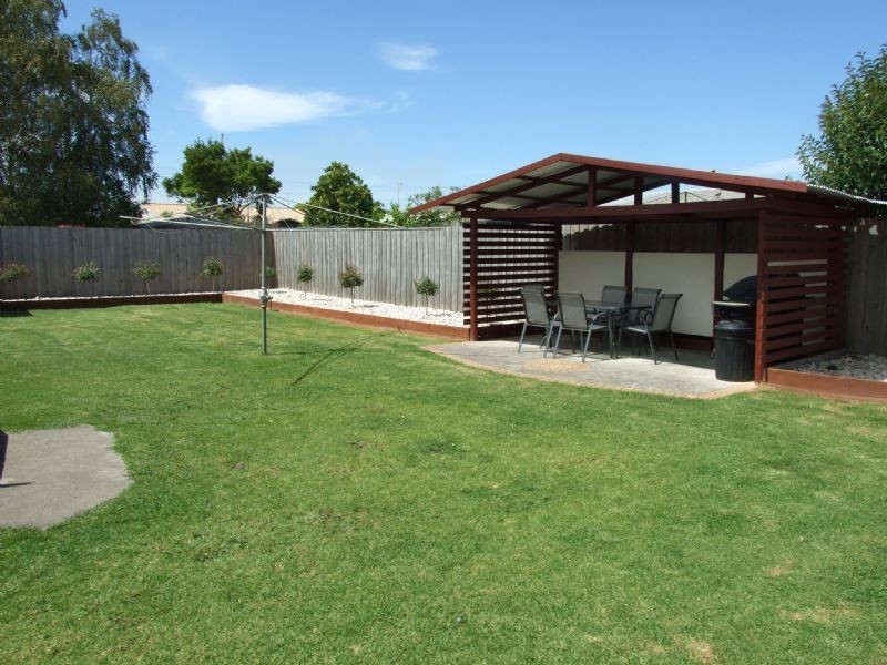 239 Old Sale Road, Newborough VIC 3825