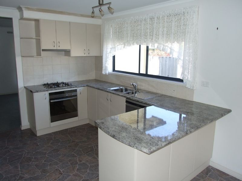 9 Mirboo Street, Newborough VIC 3825