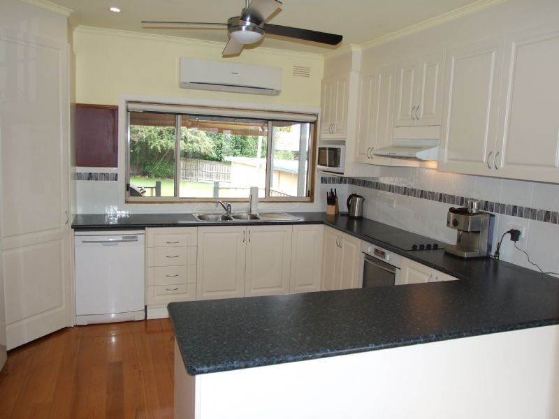 5 Durham Road, Newborough VIC 3825
