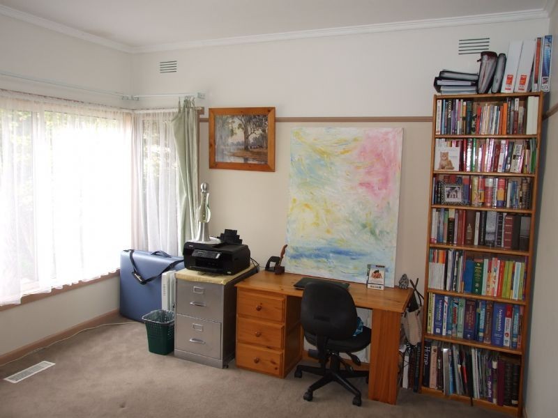 5 Durham Road, Newborough VIC 3825