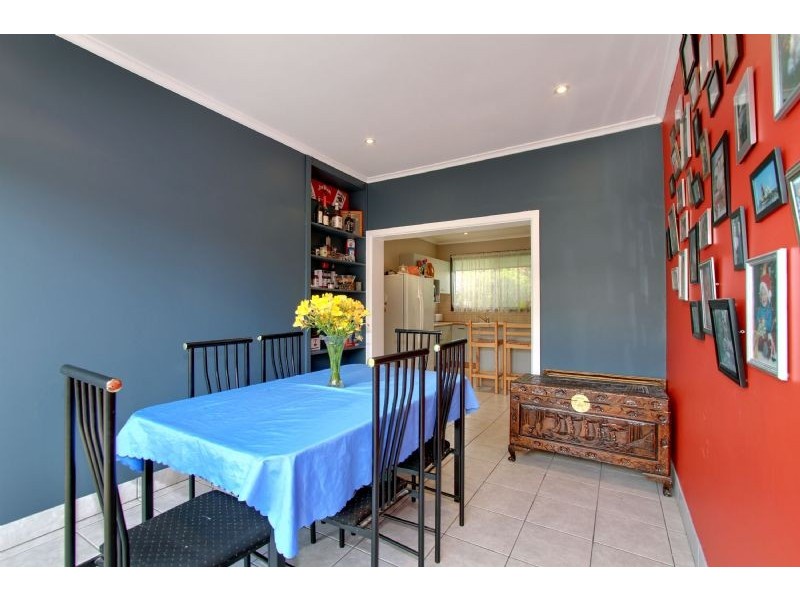 37 Alexander Avenue, Moe VIC 3825