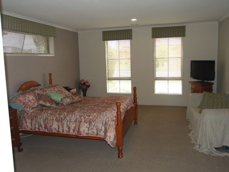 54 Davey Drive, Trafalgar VIC 3824