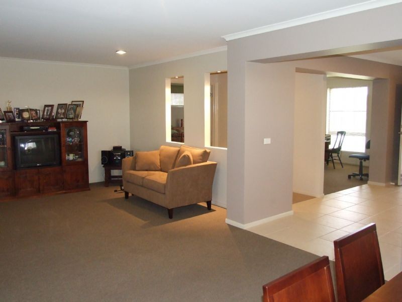 54 Davey Drive, Trafalgar VIC 3824