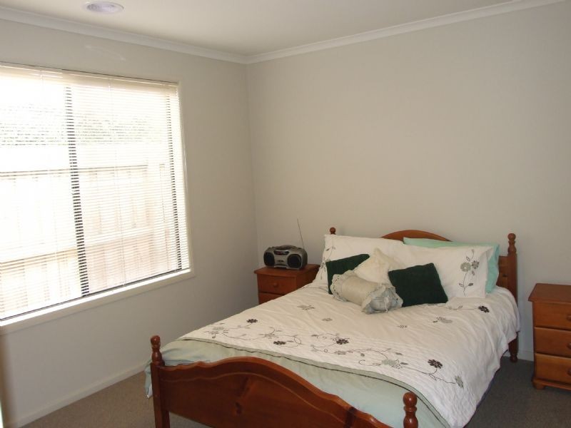 54 Davey Drive, Trafalgar VIC 3824