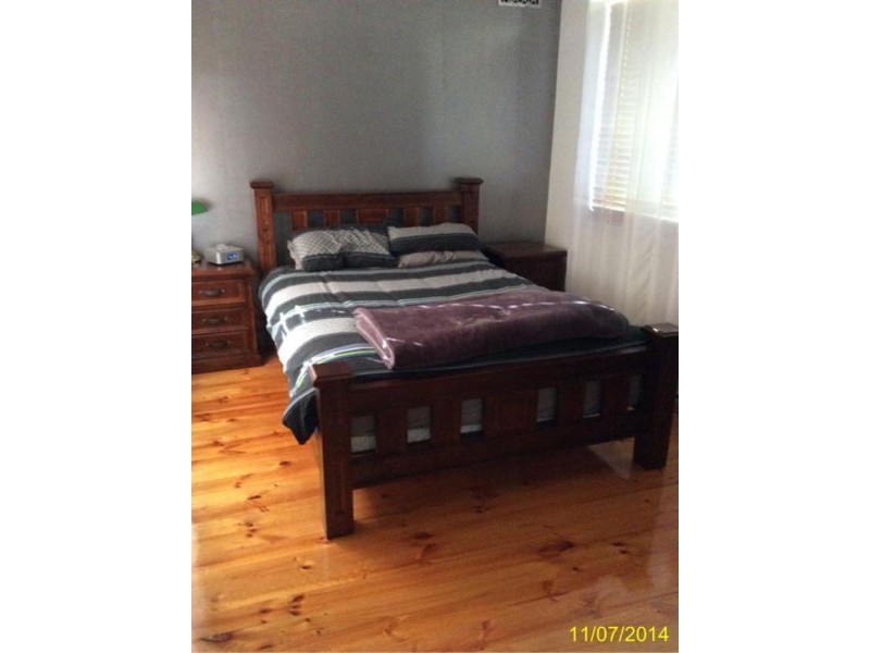 2 Smallburn Avenue, Newborough VIC 3825