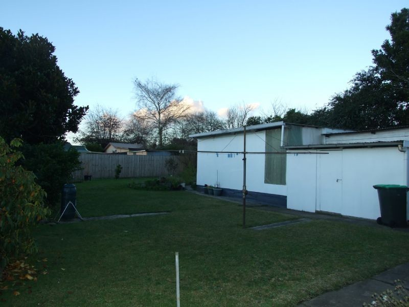 12 Hallston Street, Newborough VIC 3825