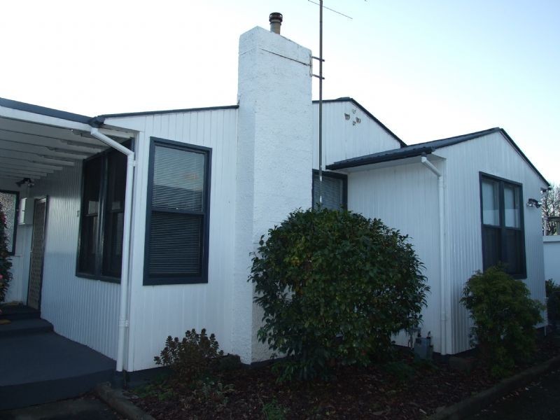 12 Hallston Street, Newborough VIC 3825