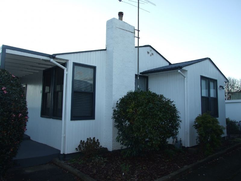 12 Hallston Street, Newborough VIC 3825