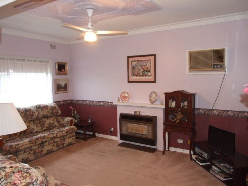 13 Bliss Street, Moe VIC 3825