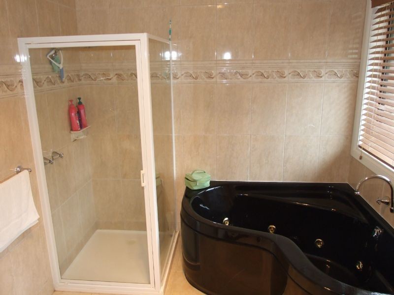24 Comans Way, Moe VIC 3825