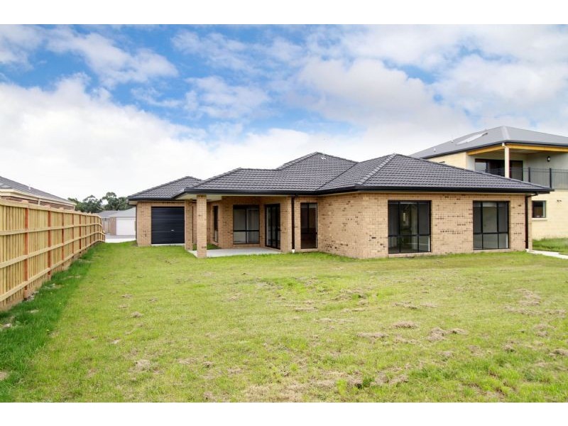 14 Copperhead Court, Newborough VIC 3825