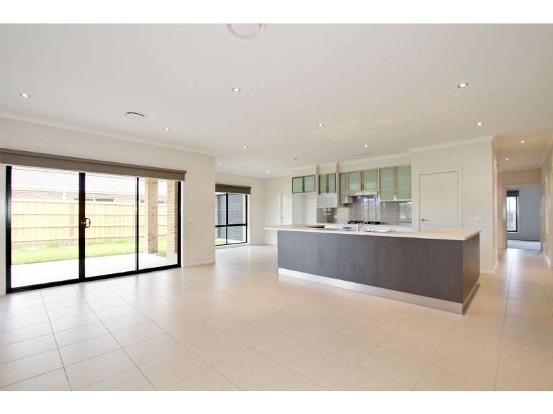 14 Copperhead Court, Newborough VIC 3825