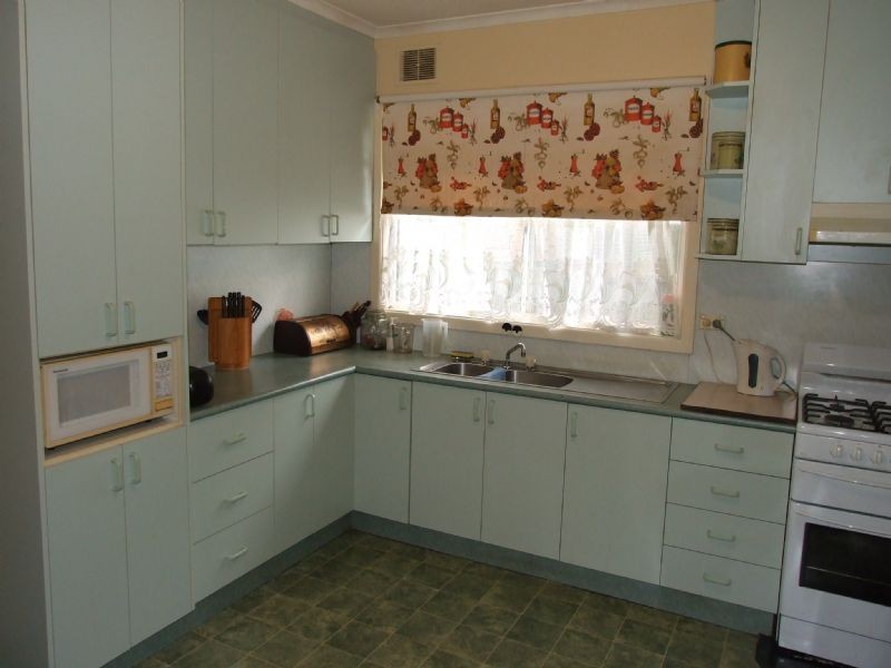 6 Lincoln Street, Moe VIC 3825