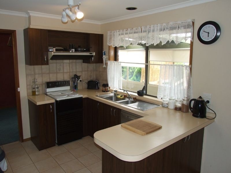 2 Taurus Way, Moe VIC 3825