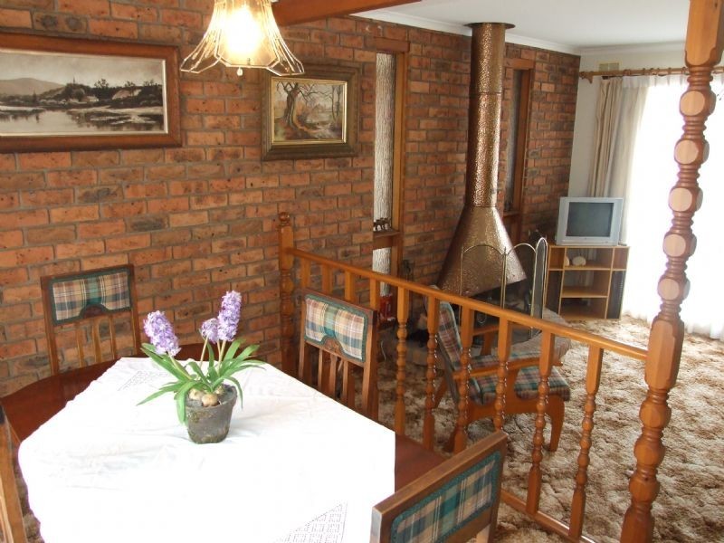 18 Tresswell Avenue, Newborough VIC 3825