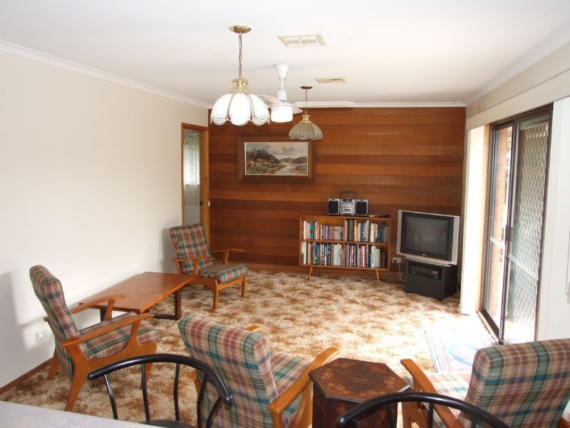 18 Tresswell Avenue, Newborough VIC 3825