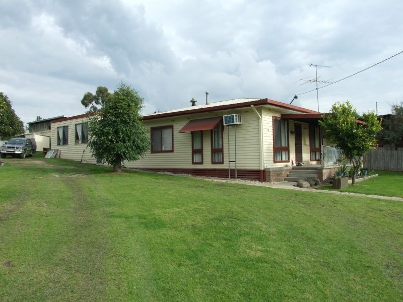 35 South Street, Moe VIC 3825