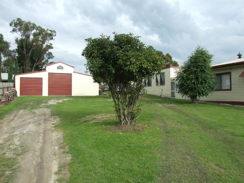 35 South Street, Moe VIC 3825