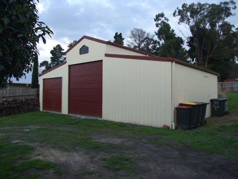 35 South Street, Moe VIC 3825