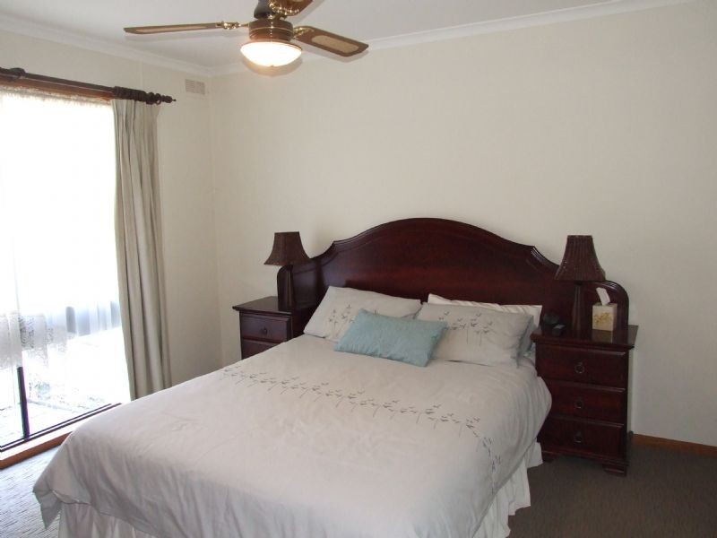 24 Valley View Court, Yallourn North VIC 3825