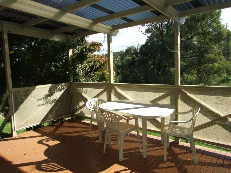 24 Valley View Court, Yallourn North VIC 3825
